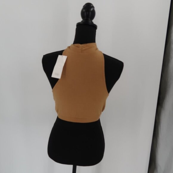 TOBI Women's Tan Cropped Tank Size Medium NWT - Picture 6 of 8